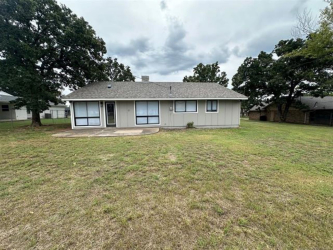 1218 Wade Wells Dr, Henryetta, OK 74437