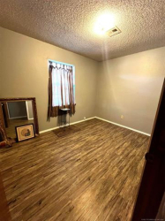 401 Creek Dr, Okmulgee, OK 74447