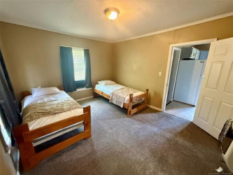 904 W Corporation St, Henryetta, OK 74437