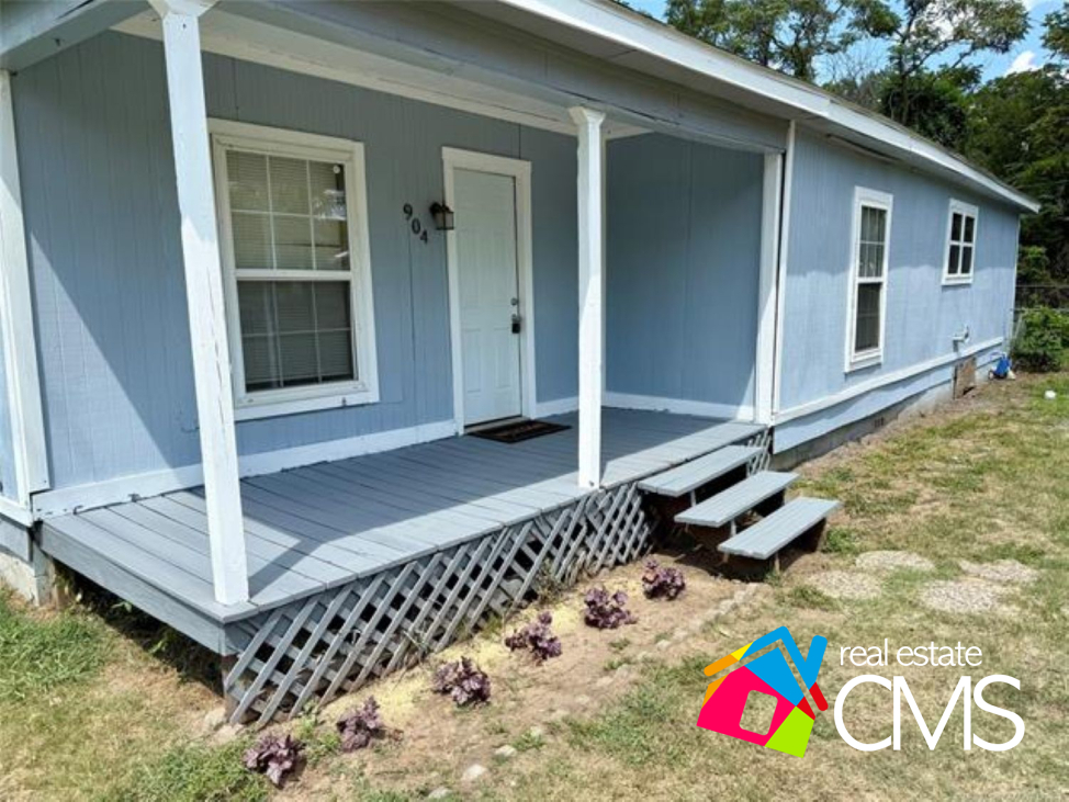 904 W Corporation St, Henryetta, OK 74437