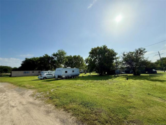 310 W Corporation St, Henryetta, OK 74437