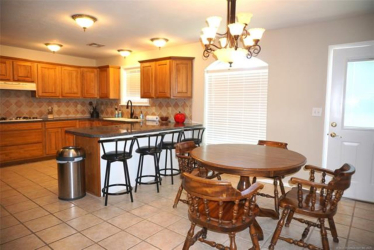 613 S 1st St, Morris, OK 74445