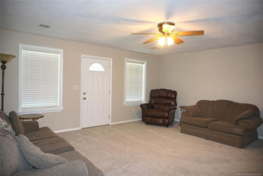 613 S 1st St, Morris, OK 74445