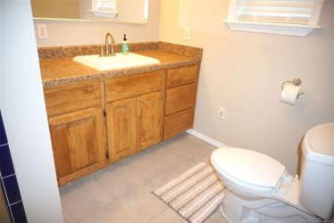 613 S 1st St, Morris, OK 74445