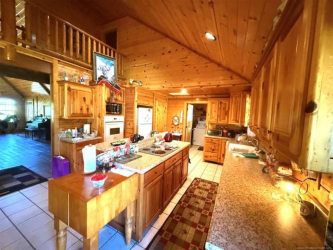 7905 Hornbeam Rd, Henryetta, OK 74437