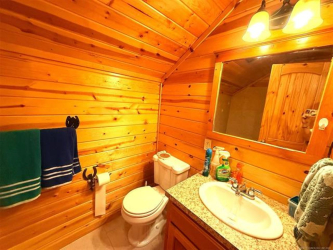 7905 Hornbeam Rd, Henryetta, OK 74437