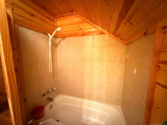 7905 Hornbeam Rd, Henryetta, OK 74437