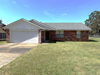1511 Oakwood Dr, Henryetta, OK 74437