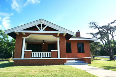 602 Cummings St, Henryetta, OK 74437