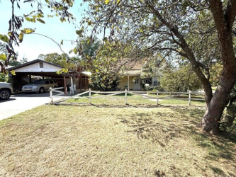 401 S 3rd St, Okemah, OK 74859