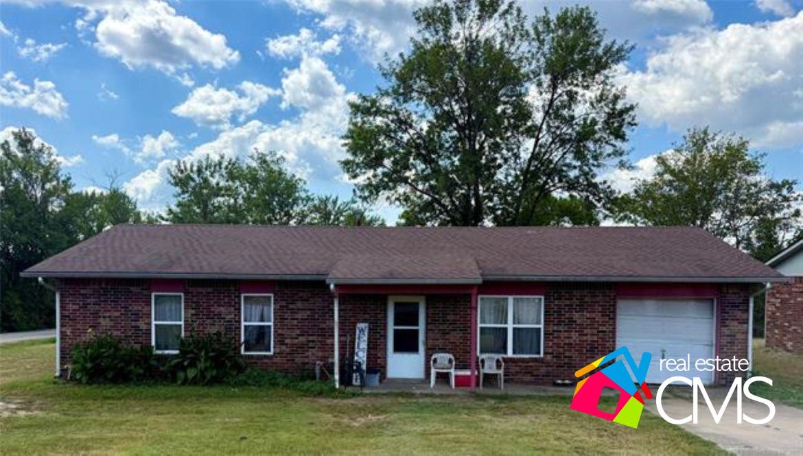 815 E Tutt St, Henryetta, OK 74437