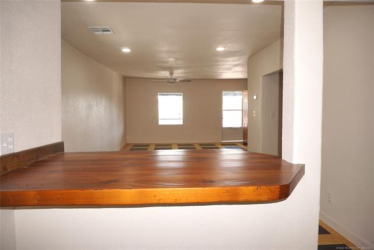 407 N 2nd St, Henryetta, OK 74437