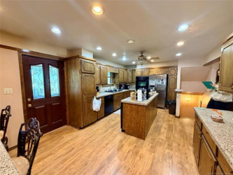 29815 Dustin Rd, Henryetta, OK 74437