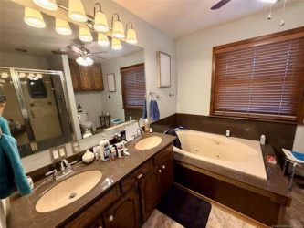 29815 Dustin Rd, Henryetta, OK 74437