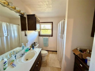 29815 Dustin Rd, Henryetta, OK 74437