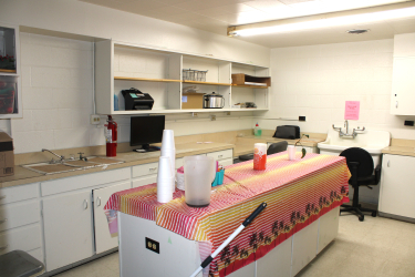 121 S 5th St, Henryetta, OK 74437