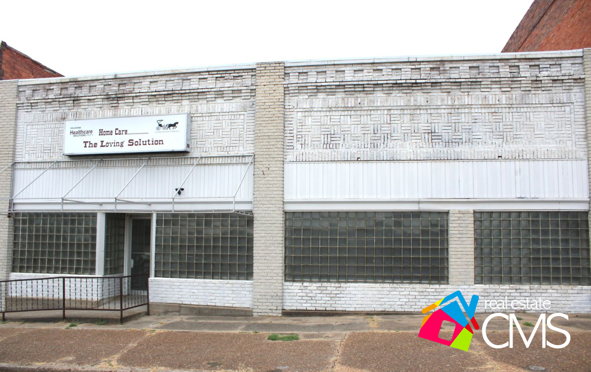121 S 5th St, Henryetta, OK 74437