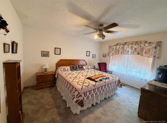 24751 S 200 Rd, Henryetta, OK 74437